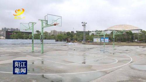 beat365阳江市体育馆露天篮球场升级使用硅PU地面